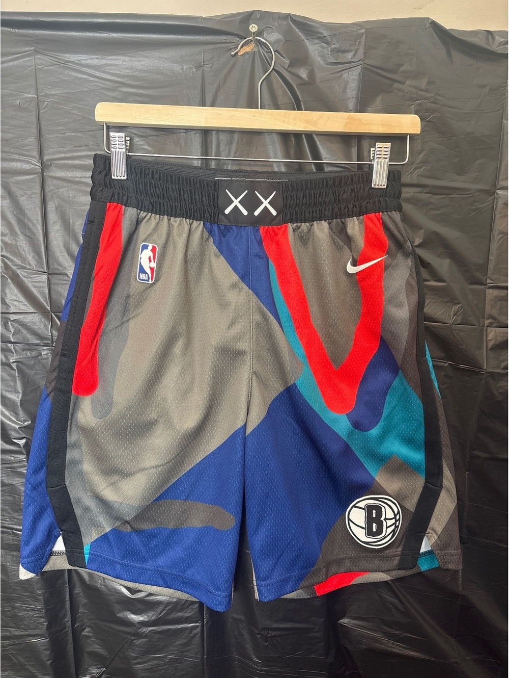 Nike KAWS Mens Small Brooklyn Nets 23/24 City Edition Shorts